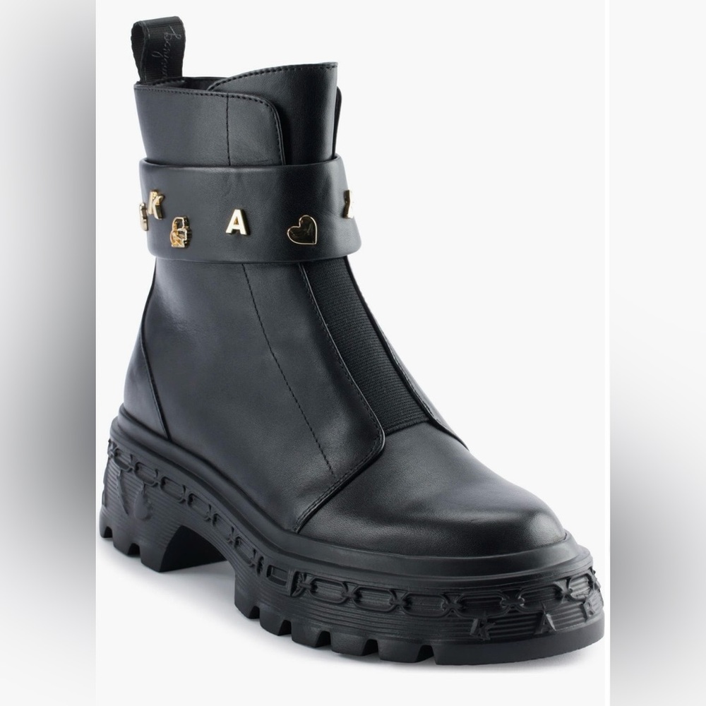 KARL LAGERFELD
Latisha Logo Ankle Boots. Size 7.5 - worn twice.